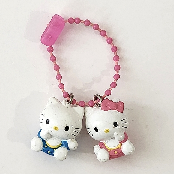 Baby Hello Kitty & Dear Daniel Keychain - Picture 1 of 2